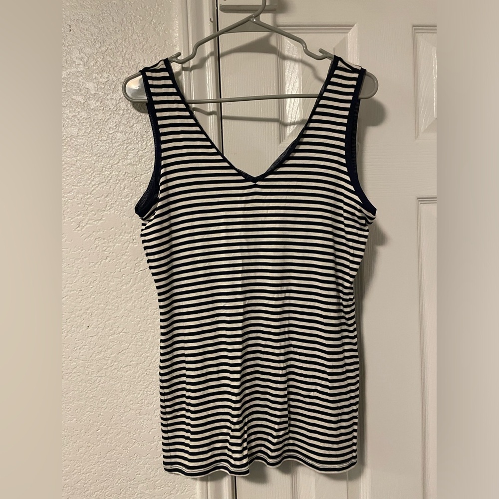 Premise Studio NWT top.